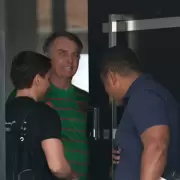 Por qué detuvieron a Jair Bolsonaro y qué pasará ahora con el expresidente de Brasil