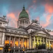 El Gobierno acelera a fondo: convoca a extraordinarias para tratar los temas m�s urgentes de la agenda