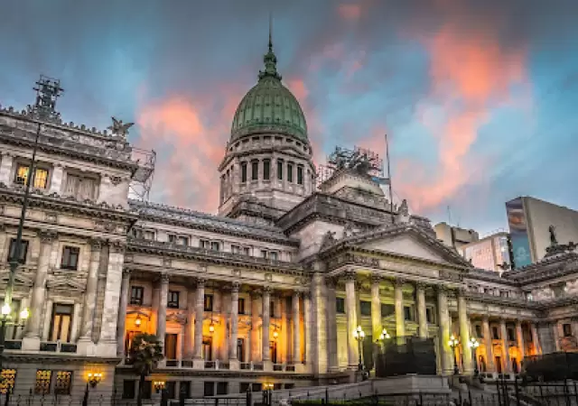 El recinto en plena actividad: el oficialismo deber� negociar con la oposici�n para conseguir los votos necesarios en las sesiones extraordinarias.