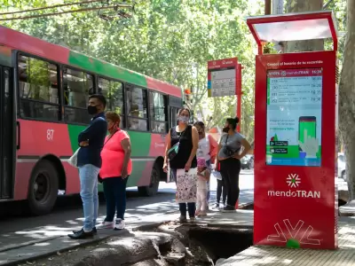 Debido a las obras en la zona de la Terminal, varias l�neas de colectivos debieron modificar sus paradas habituales y circulan con demoras.