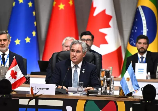 El Gobierno no descarta enviar buques de la Armada para apoyar a EE.UU. e Israel