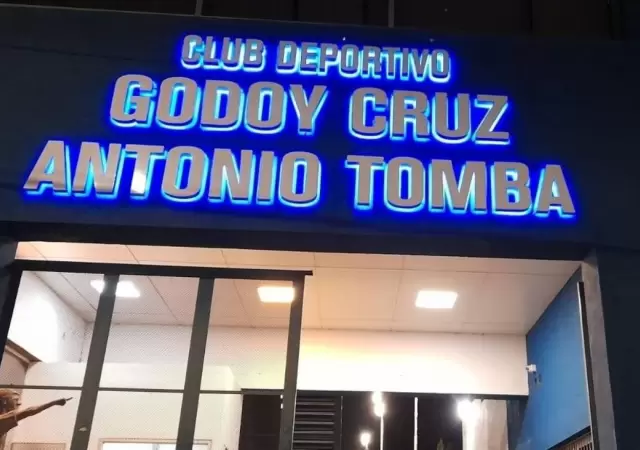 Objetivo ascenso: Nahuel Brunet, Axel Rodr�guez y Mateo Acosta, los elegidos para aportar goles y solidez defensiva en el nuevo Godoy Cruz.