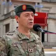 El Gobierno nombra por primera vez en 40 a�os de democracia a un militar para Defensa