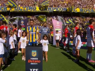 El reclamo del "Pincha" ante Rosario Central.