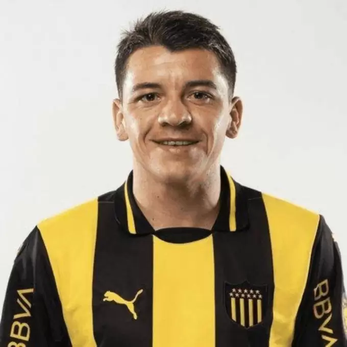 Garc�a se desempe�a en Pe�arol de Paraguay.