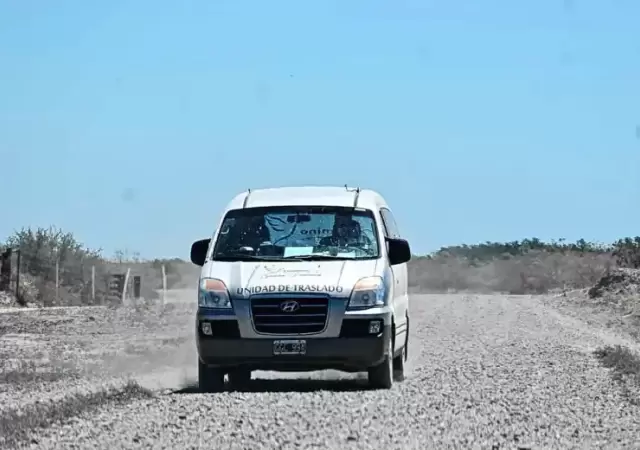 Los tres miembros de la colonia Nueva Esperanza murieron luego de ser arrastrados por la corriente mientras intentaban salvarse entre ellos.