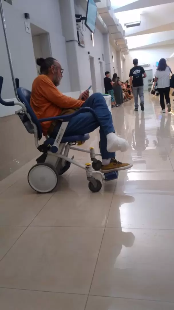 El comediante debe afrontar un juicio por varios cargos en su contra