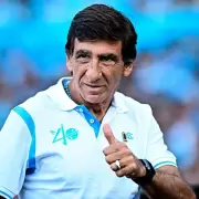 Gustavo Costas mete presi�n y exige el regreso inmediato de las figuras campeonas