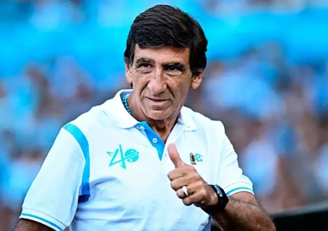Gustavo Costas, DT de la Academia
