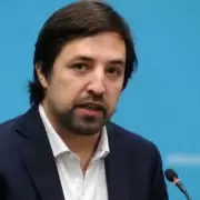 Kreplak carg� contra la campa�a anti vacunas: "Buscan la destrucci�n del derecho a la salud"