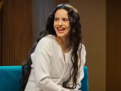 La famosa artista sorprendi� al conductor con su relato.