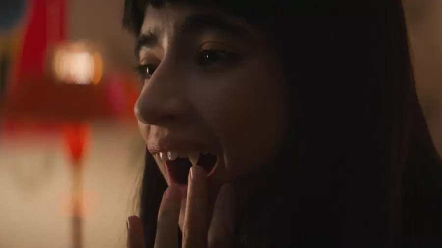 El filme de Louis-Seize se inserta en la tradici�n moderna de cine de vampiros, junto a obras como S�lo Los Amantes Sobreviven, de de Jim Jarmusch.