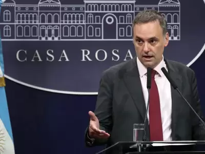 El proceso oficial incluy� una reducci�n del 18% del personal, la cancelaci�n de rutas deficitarias, y el cierre de sucursales.