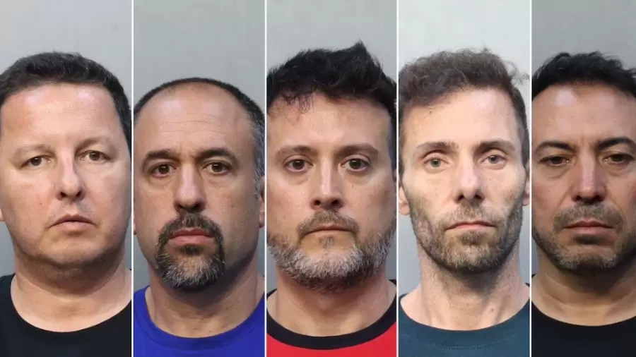 Los cinco empresarios mendocinos detenidos por el robo en el shopping estadounidense.