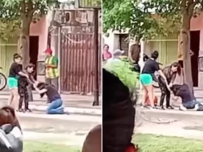 Feroz pelea callejera entre t�a y sobrina en Santiago del Estero.
