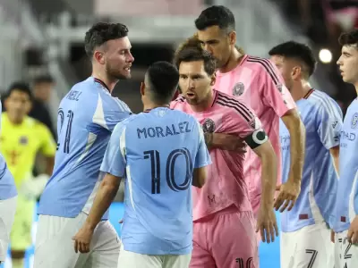 Messi y su pelea con Maxi Moralez.