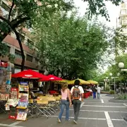 Cómo funcionará el comercio por el feriado del Día de la Virgen en Mendoza