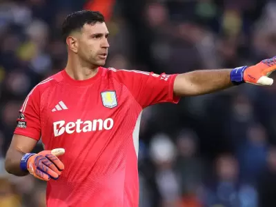 Gran partido del Dibu Martinez