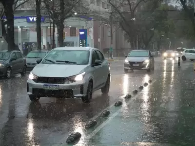 S�bado inestable: El frente de tormenta amenaza los planes al aire libre por San Valent�n.