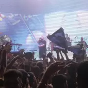 Don Osvaldo y su sana costumbre de mantener vivo el rocanrol y la cr�tica social
