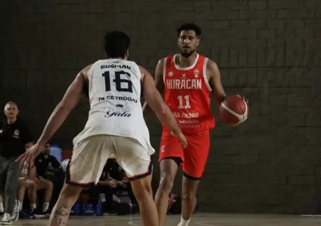 Nueva derrota de Hurac�n en la Liga Argentina.