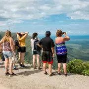 Fin de semana XL: m�s de 1.3 millones de turistas gastaron $249.370 millones, con ca�da de la estad�a
