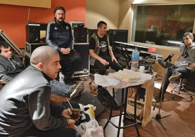 Impidieron viajar al baterista de Don Osvaldo por una falsa amenaza de bomba en el aeropuerto de Mendoza.