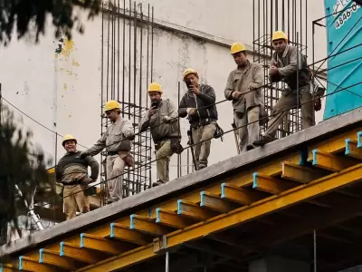 Para Colina, la reforma est� pensada para las empresas medianas y grandes, pero no ataca el n�cleo de la precariedad: las microempresas.