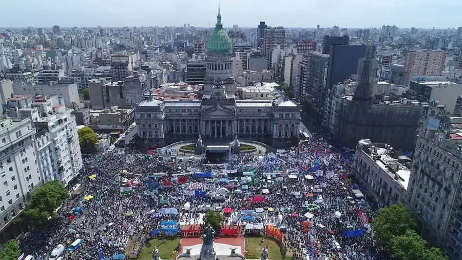 La CGT anunció una movilización para el 18 de diciembre