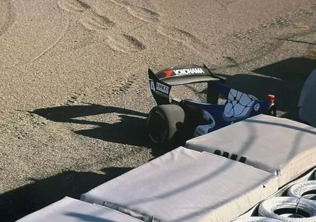 El auto de Doohan tras el tercer choque consecutivo en Jap�n.