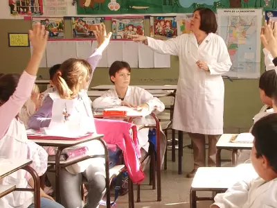 Lla nueva normativa podr�a transformar la din�mica en las aulas, tratando a la educaci�n como un bien de mercado y a las familias como clientes.