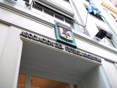 Esc�ndalo: la DGI acusa directamente a 'Chiqui' Tapia por una deuda de $7.000 millones en la AFA