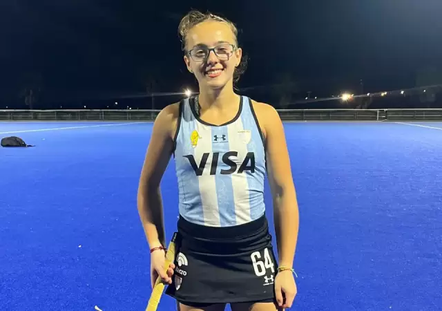 Mili Alastra, la mendocina elegida mejor jugadora del Mundial de Hockey Junior.