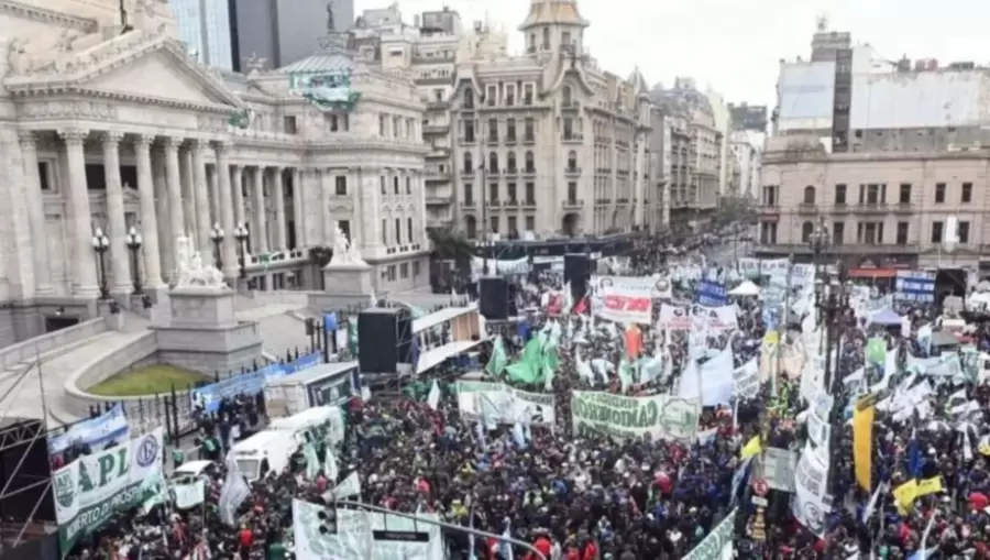 Desde la Confederación de Trabajadores anunciaron que esperan una marcha masiva.