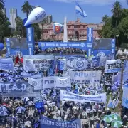 La CGT anunció "paro nacional" en Plaza de Mayo y le dijo "rotundamente no" a la reforma laboral