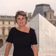 Crisis en el Louvre: piden la destitución de su directora tras millonario robo