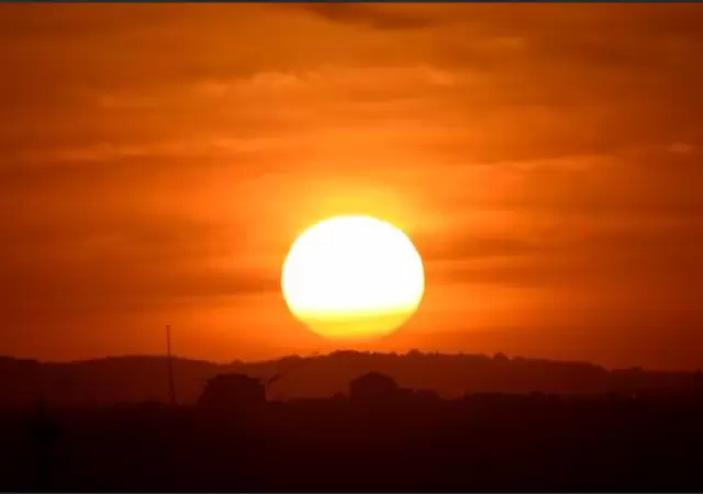 Cu�ndo ser� el solsticio de verano, el fen�meno astron�mico que marca el inicio del verano y el d�a con m�s horas de luz solar del a�o.