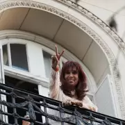 Salud de Cristina Kirchner: cómo evoluciona tras la cirugía y la fecha clave para el alta