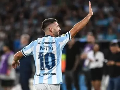 Luciano Vietto se fue Racing tirando munici�n gruesa.