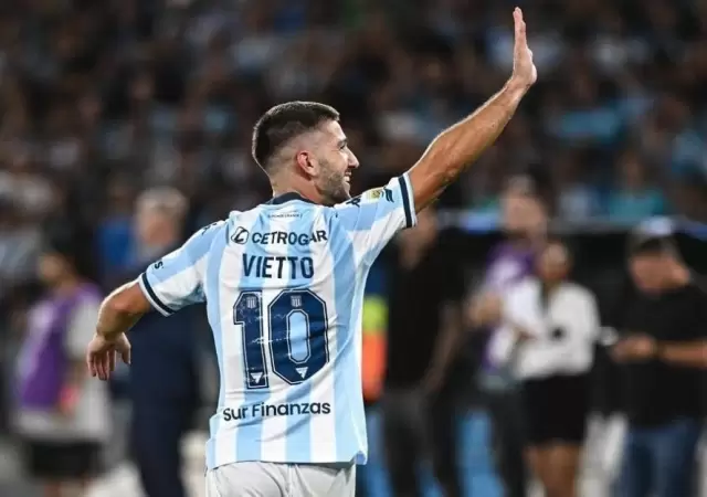 Luciano Vietto se fue Racing tirando munici�n gruesa.