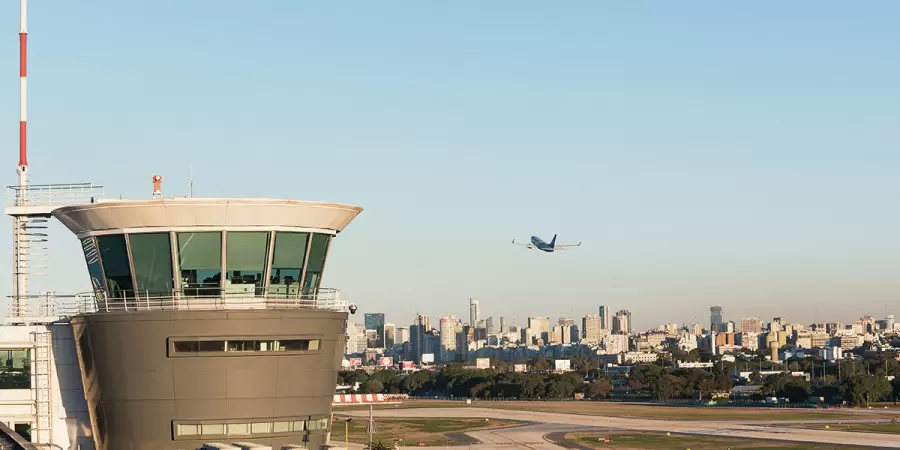 Torre de control en Aeroparque