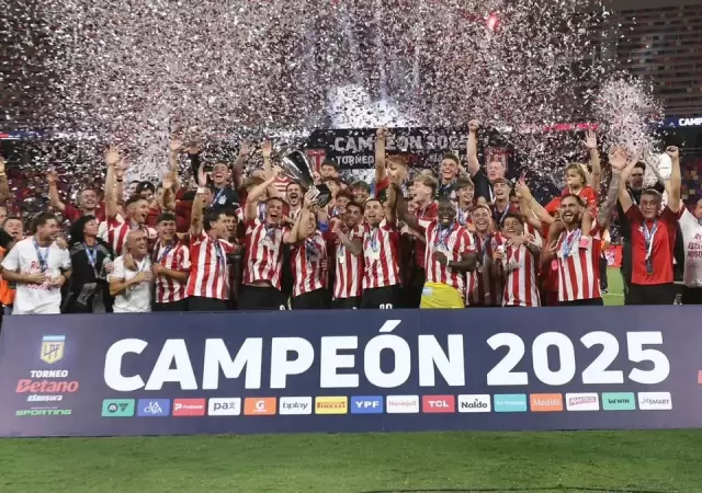 Estudiantes campe�n del Trofeo del Clausura 2025