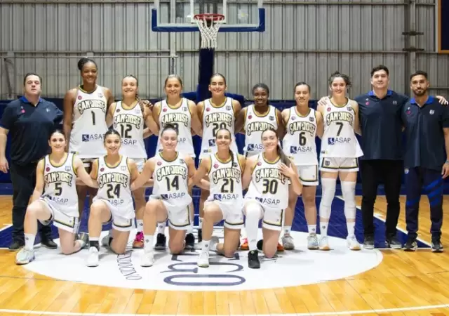 San Jos� cambi� de entrenador.