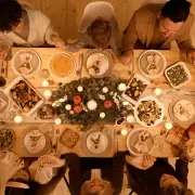 Balance de Navidad: la cena aumentó hasta un 44% impulsada por la carne y el pan dulce
