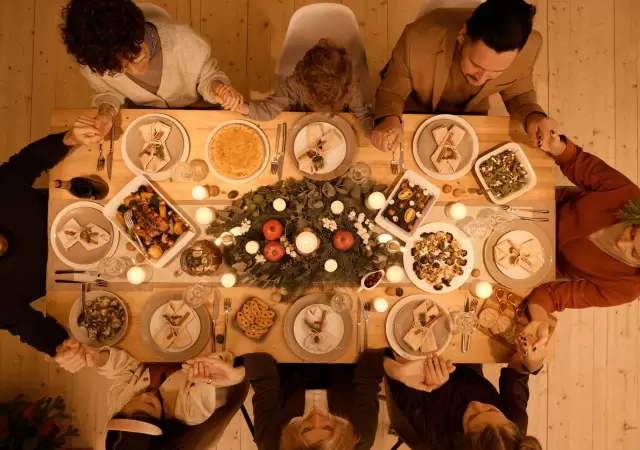 Cena familiar, m�s cara