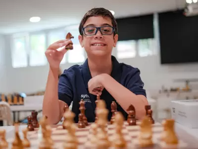El argentino super� los 2500 puntos en las tres modalidades y asombra a la �lite mundial.