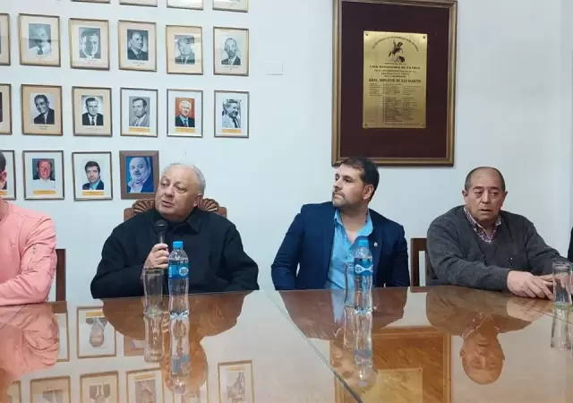 Omar Sperdutti pidi� el adelanto de las elecciones.