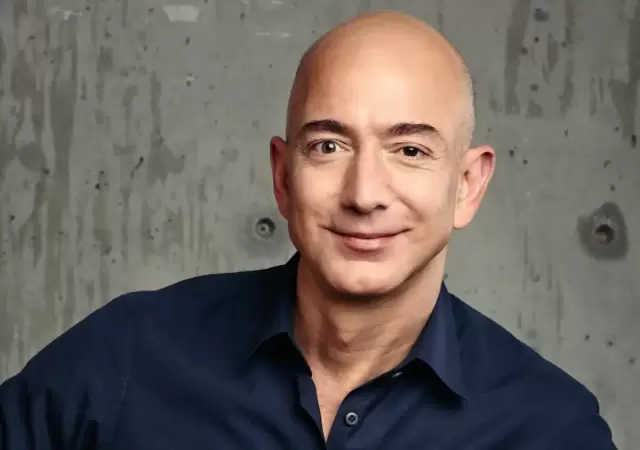 Jeff Bezos y el futuro del trabajo: la habilidad humana que la inteligencia artificial no puede copiar.