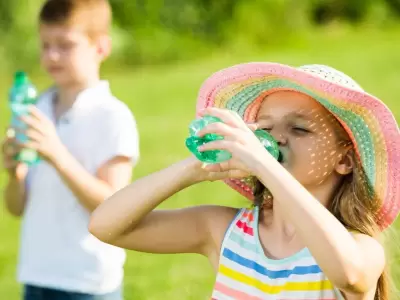 Los ni�os y los adultos mayores son los grupos m�s vulnerables a un golpe de calor.