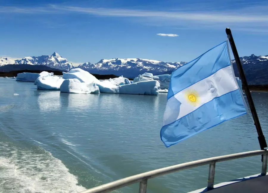 La Ley de Glaciares busca facilitar inversiones mineras y energ�ticas en zonas periglaciales